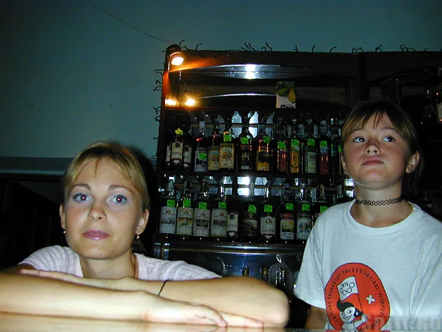 перед баней в баре в Коралле