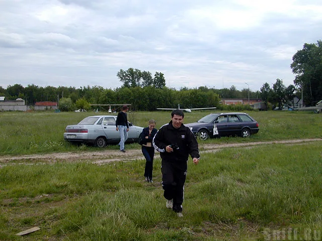 Подъехала новая порция авиаторов