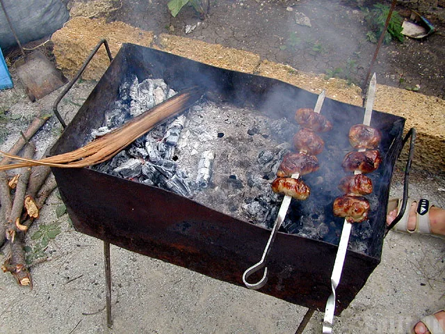 Начали бараньей печенью