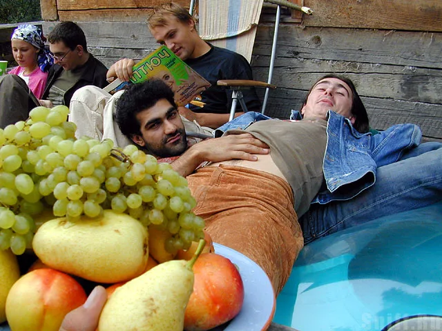 Гендос балдеет